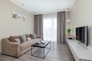 Bel Mare Stylish Apartment with Parking Close to the Beach by Noclegi Renters