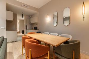 Elegant 3-room air-conditioned apartment in the heart of Paris 10