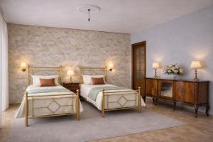 Villa with Pool Monferrato BOTTO LIVING