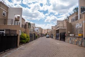 Perfect Palm Condos-N12