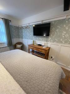 Fairfield Snug - Ashover Village Super King-Twin