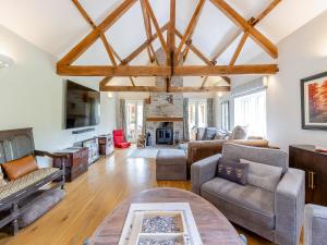 Hays Boathouse-Maes-Y-Caer