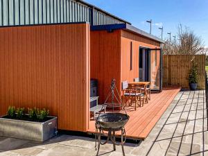 The Pod - Uk38513