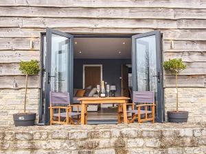 The Stables - Uk38514