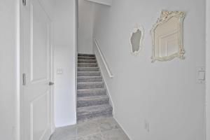 Last Minute Disney Getaway Luxury Condo with Private Balcony. Book Now 58077