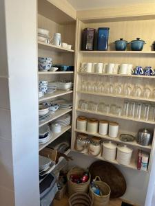 Coastal Haven - Morning Brews, Views & Pet Crews