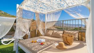 Olivo Verde Nerja by Ruralidays