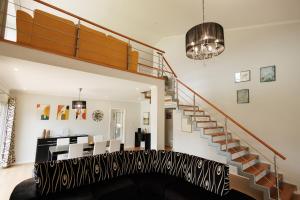 Home In Green Caldera