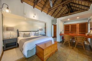 Shimungwe Lodge, Thornybush Game Reserve