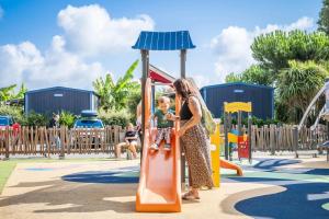 Camping 5 étoiles - Parc aquatique - eei0fd