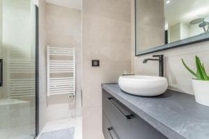 Renovated Apartment Latin Quarter Paris Center