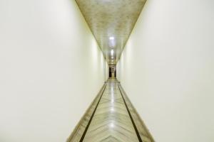 Hotel O Vishwakarma Palace