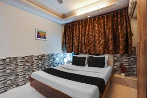 Hotel O Kanchan Palace