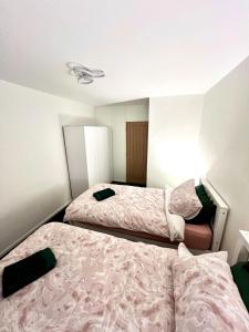 Stretford Gem - South Manchester