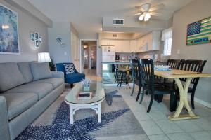 Seacrest 401 by Youngs Suncoast