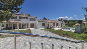 Beautiful Villa Ana with pool in Labin