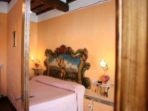 Charming countryside villa with pool