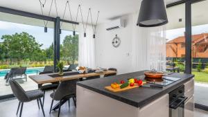 Beautiful Villa Celi with pool in Fazana