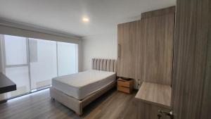 Hotel Parque la Carolina Quito by Lauhe