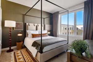 Hyatus Luxury Residences Boston Everett Marquis Collection