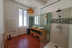 Via Domitia Spacieuse maison 5 chambres