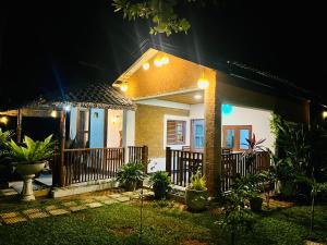 Topical Mangrove Villa