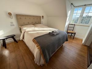 Luxury Cornish House next to Cliffs & Surf Beaches