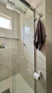 Apartamento para dois próximo à roda gigante com garagem