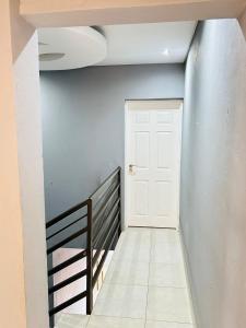 Serenity Guest House Protea Glen