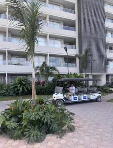 Apartamento frente al mar- edificio santa marina