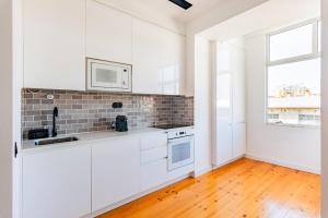 Urban Haven a 2BR Modern Retreat