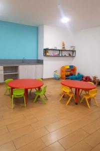 Modern 2BR 2BA apartment Near Miraflores