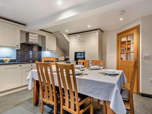 3 Bed in Penrith oc-sz247