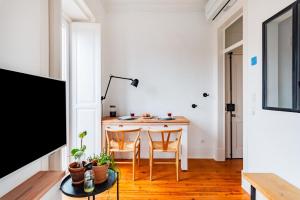 Bright Loft @ Lisbon Downtown