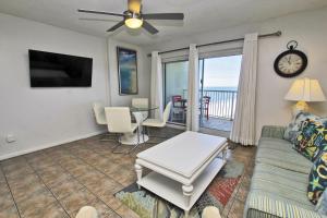 Tradewinds 807 by Youngs Suncoast