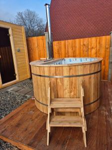 Domček pod Salašom sauna a kúpacia kaďa