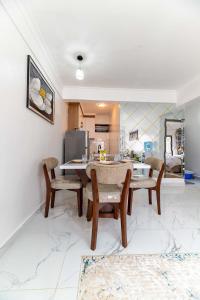 Deluxe One Bedroom in Kilimani by Lafamilia Stays