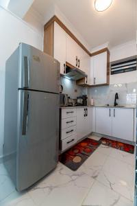 Deluxe One Bedroom in Kilimani by Lafamilia Stays