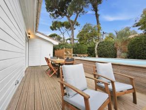 Chalet premium style californien Piscine privée Gassin St-Tropez idéal famille