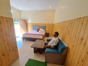 Vaishnavi Homestay Lakhmandal