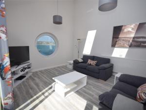 1 Bed in Swanage oc-dc124