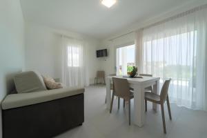 Luxi by NG Collection