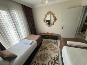 Airport Corner Hotel