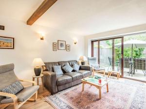 3 Bed in Dorchester oc-dc108
