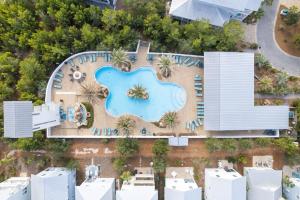 Salt + Sunshine Beach House