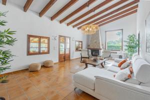 Villa Roig Petit by Vintage Travel