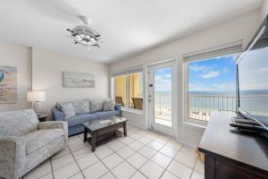 Boardwalk 684 by Youngs Suncoast