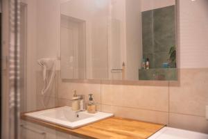 Pistachio Studio With Balcony Centrum Pomorska