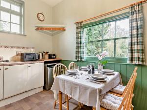 2 Bed in Alford oc-94226