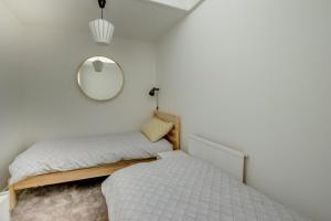 2 Bed in Cardiff oc-bow87